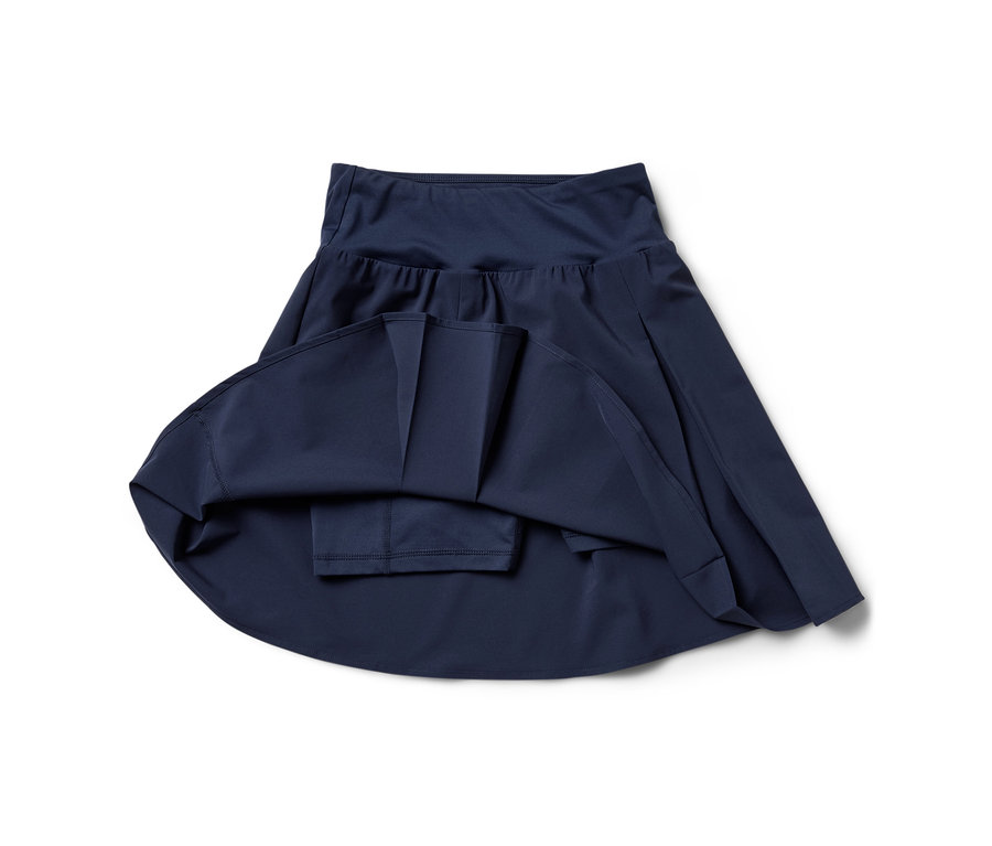 Lacivert spor eteğin yakın çekim detayı.