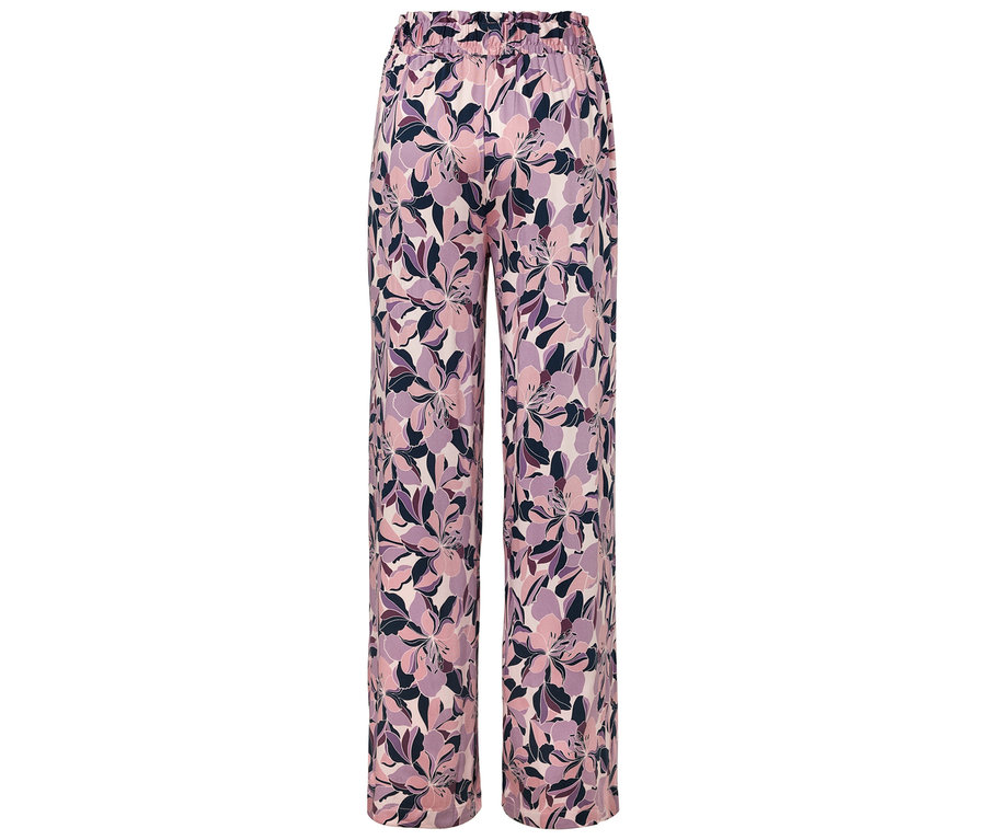 Çiçek desenli pantolon.