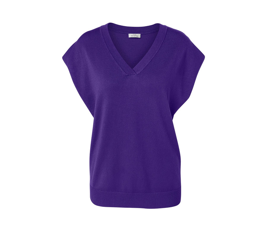 Lila, kısa kollu, ince triko kazak.