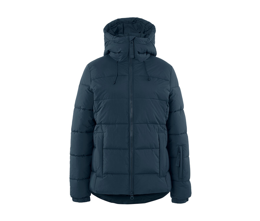 Kapüşonlu, lacivert kapitone kayak montu.