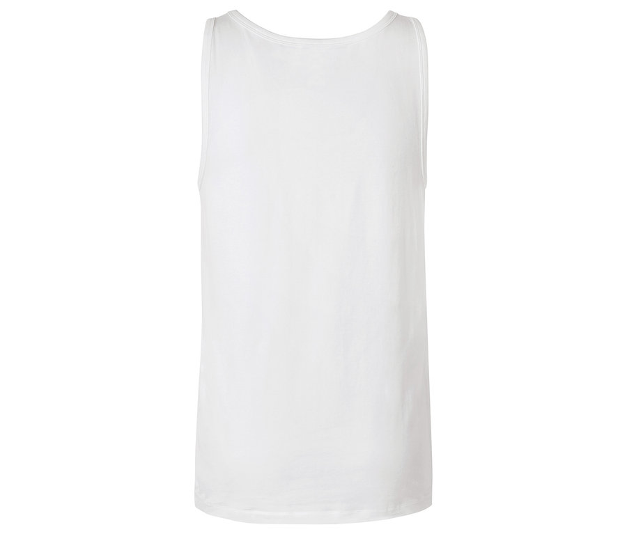 Beyaz arka planda beyaz atlet.