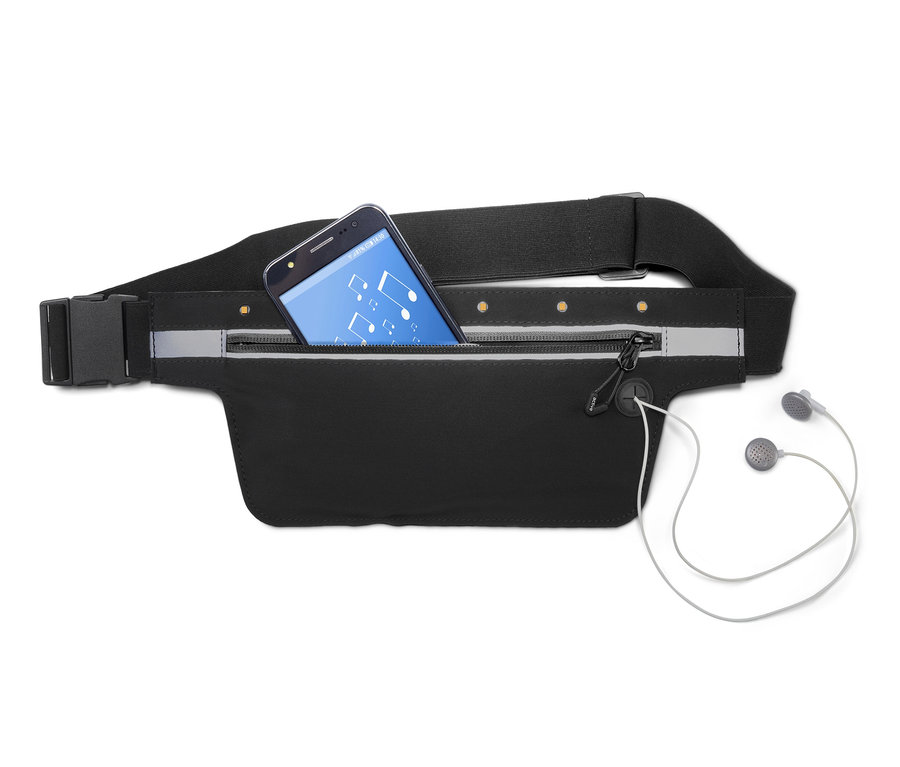 Telefon ve kulaklık bulunan siyah akıllı telefon için LED koşu kemeri.