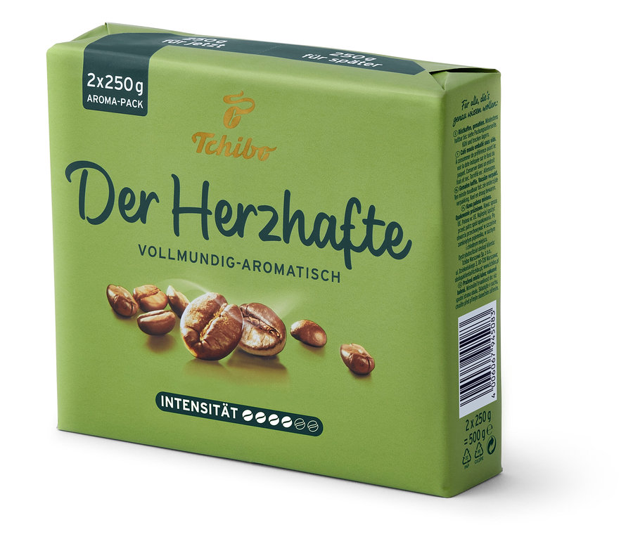Bir paket Der Herzhafte - 500 g öğütülmüş kahve.