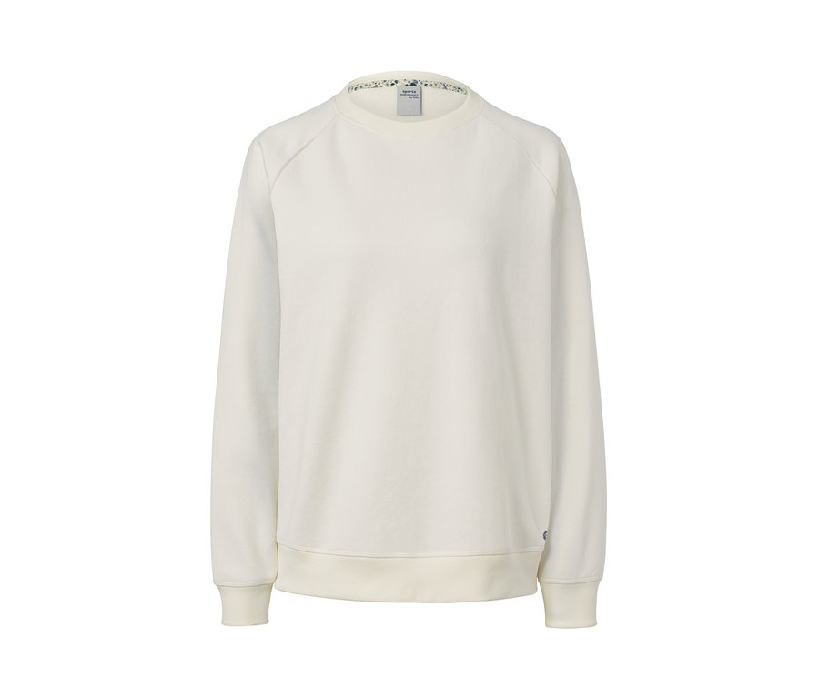 Doğal beyaz renkli organik pamuklu yoga sweatshirt detay görünümü.