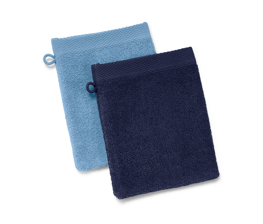 İki adet kese, biri açık mavi ve biri koyu mavi.