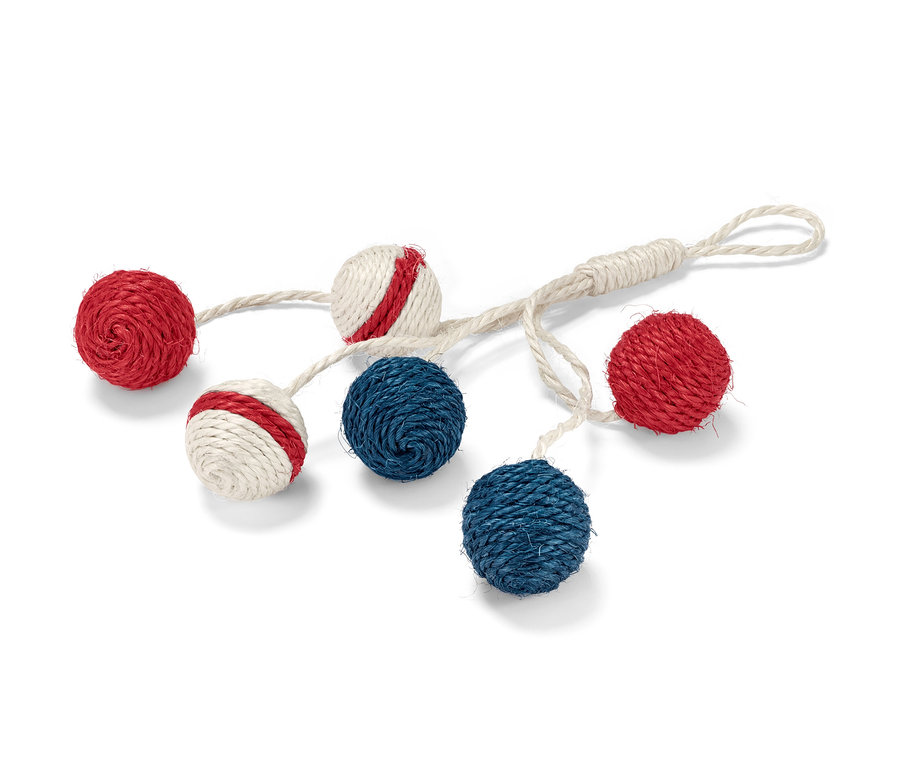 İpli kırmızı, beyaz-kırmızı ve mavi toplara sahip Kedi Oyuncağı »Çıngırak«.