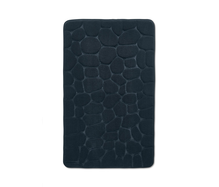 Çakıl taşı dokulu, koyu mavi, yaklaşık 60 x 100 cm boyutlarında konforlu banyo paspası.