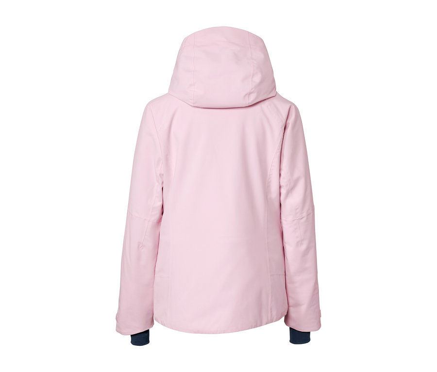 Pembe kayak montunun arka görünümü.