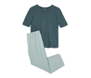 Pijama üstü petrol rengi, pijama altı tamamı deniz mavisi baskılı