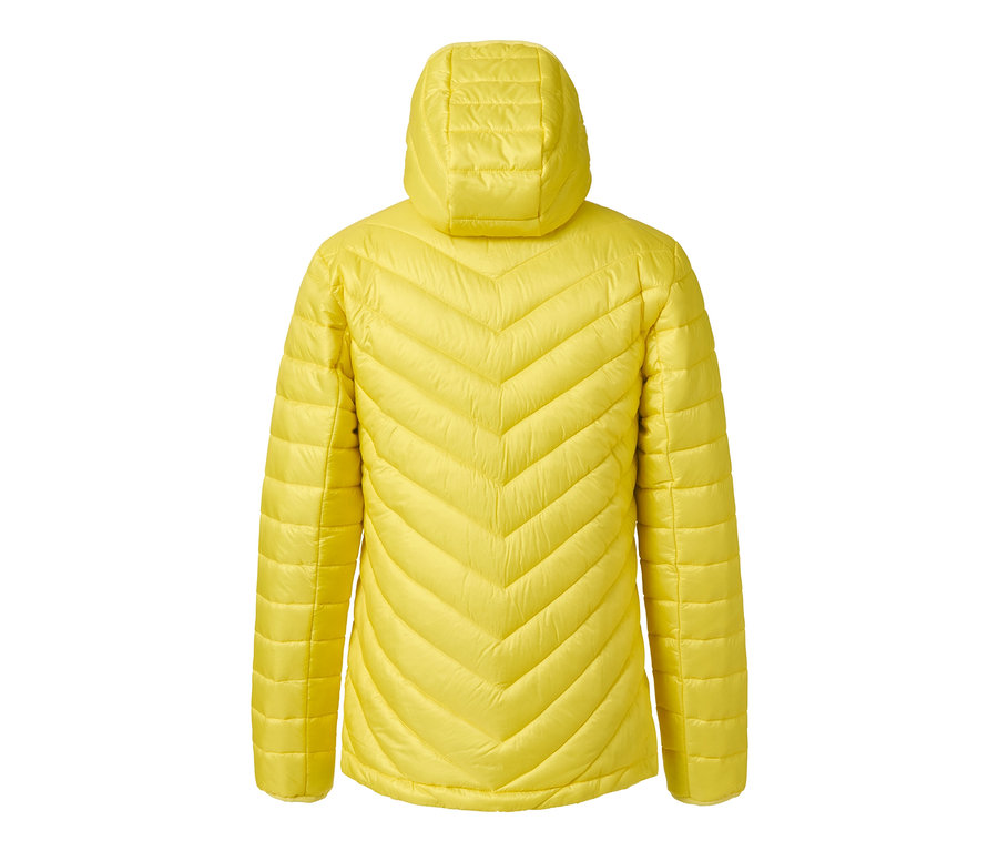 Kapitone montun arka görünümü