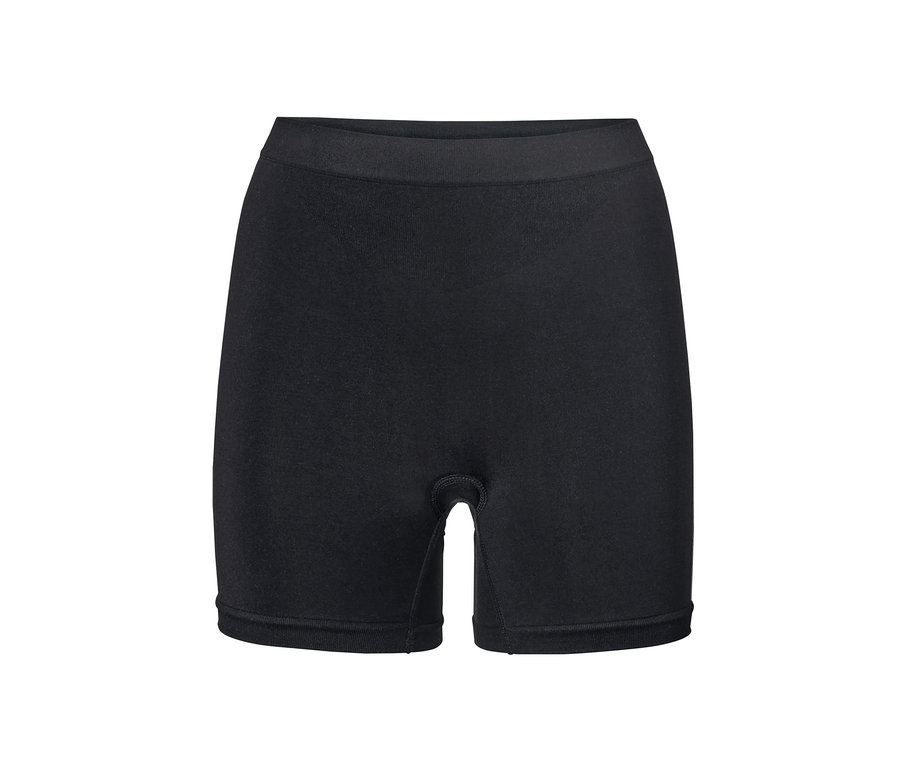 Siyah bisiklet şortu.