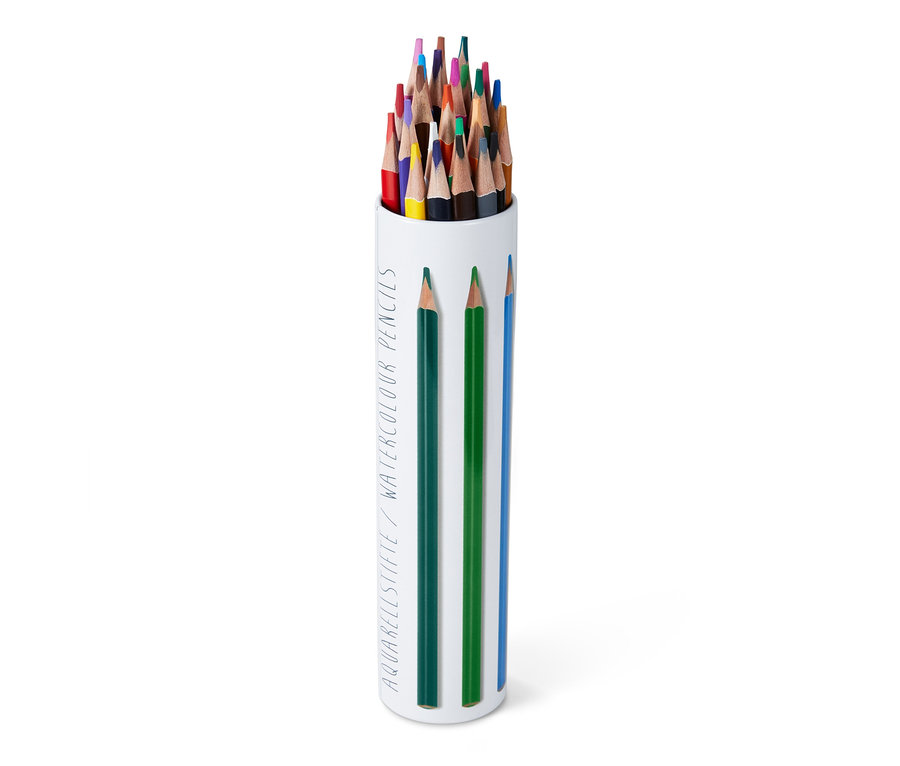 Kutuda 24 adet sulu boya kalemi.