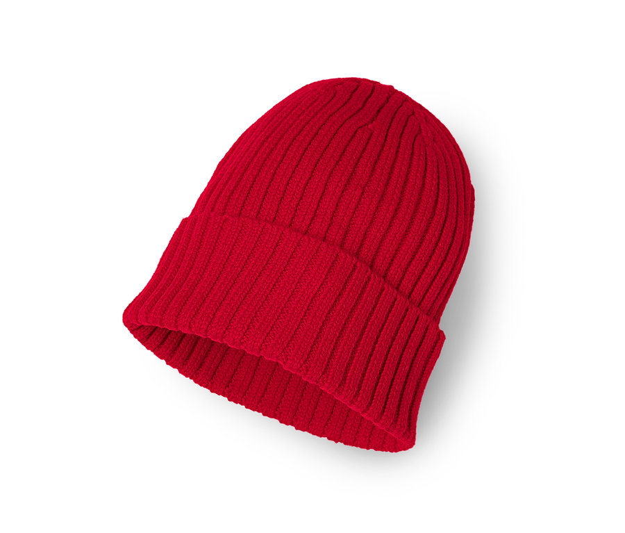 Beyaz arka planda kırmızı, organik pamuklu örgü bere.