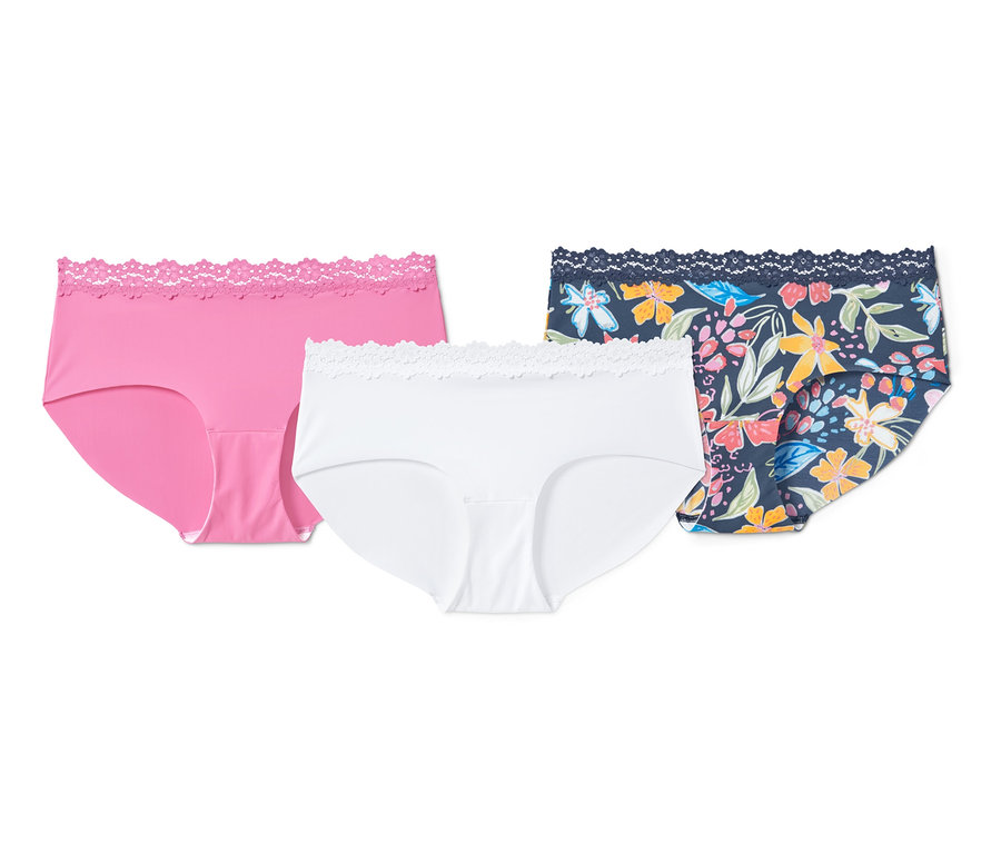 Üç adet Magic-Cut Külot: pembe, beyaz ve çiçekli.