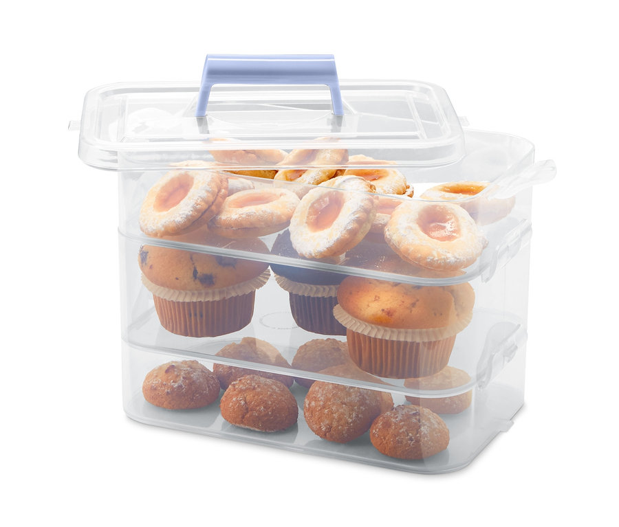 Muffin ve kurabiyelerle dolu Organizer Kutular.