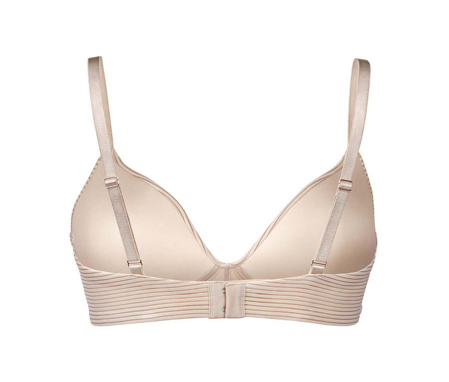 Bej rengi, yumuşak kalıplı bir sütyenin arka detay görünümü.