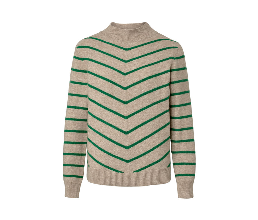 Krem rengi, dik yakalı, yeşil çizgili örgü kazak.