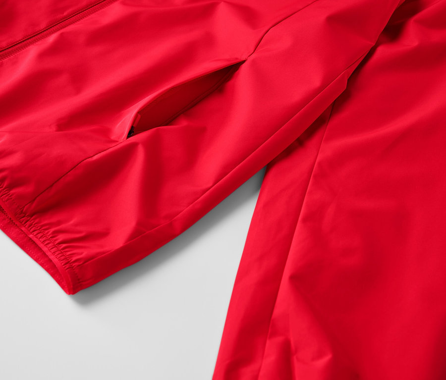 Kırmızı Windprotection Fonksiyonel Rüzgarlık detayı.