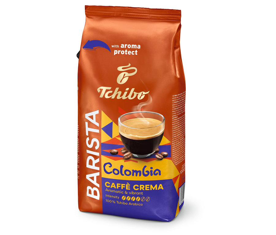 Dik duran, kahverengi-mavi BARISTA Origins Colombia - 1 kg çekirdek kahve paketi, bir fincan kahve ve kahve çekirdekleri ile birlikte.