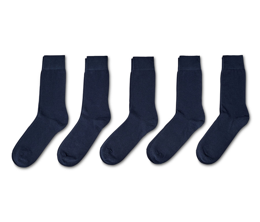 Beş çift organik pamuklu çorap.