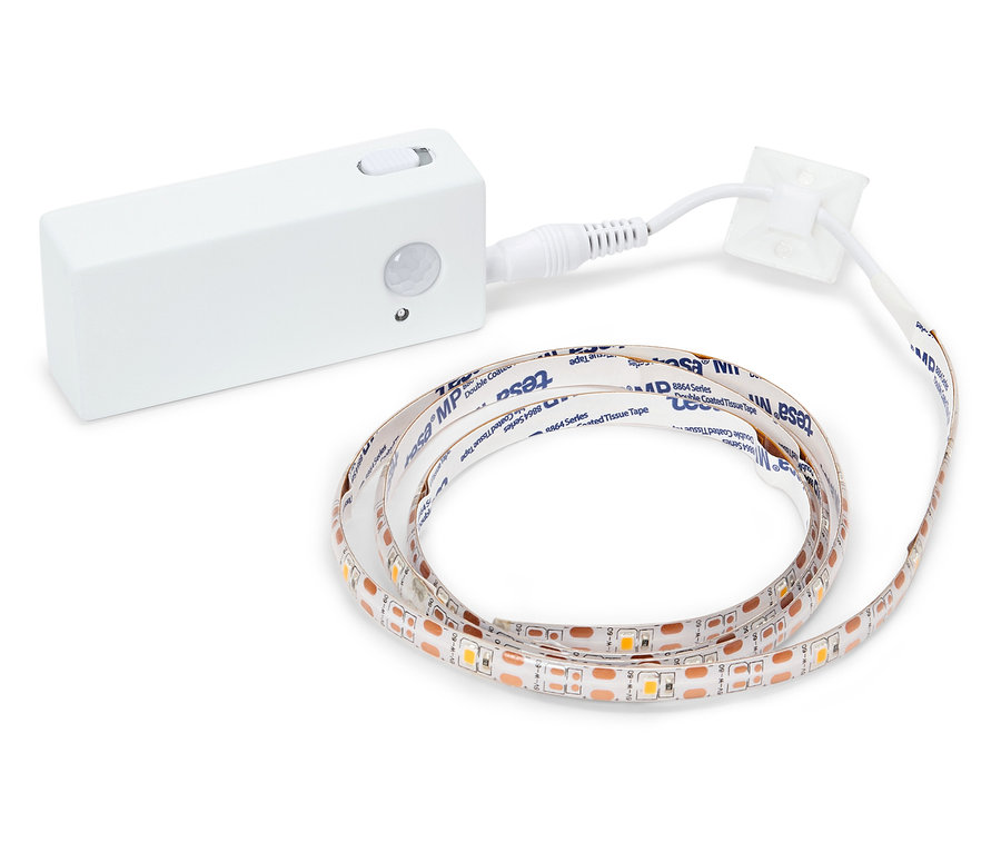 Kontrol ve güç kablosu olan beyaz LED şerit.