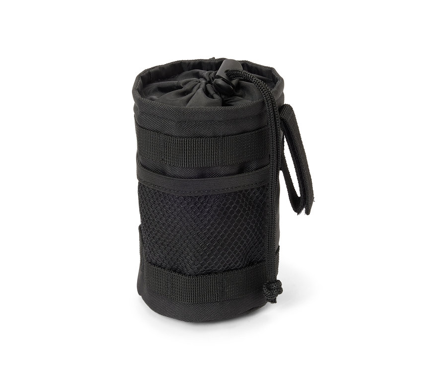 Siyah bir bisiklet atıştırmalık çantası.