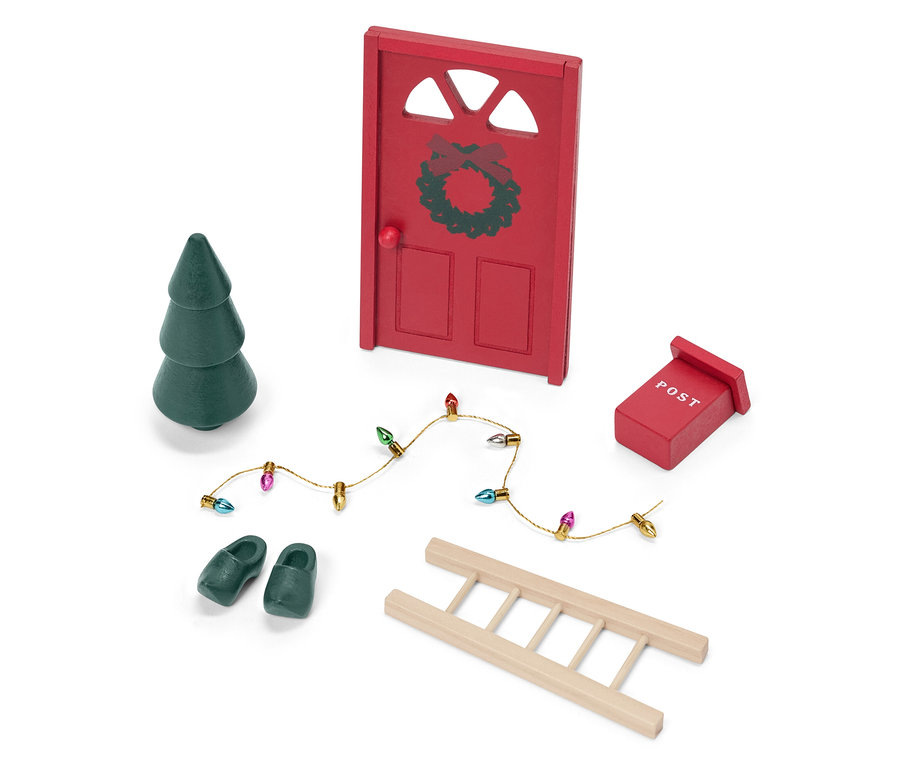 Çelenkli kırmızı kapı, yeşil ağaç, kırmızı posta kutusu, ışıklar ve beyaz bir arka plan üzerinde merdiven.