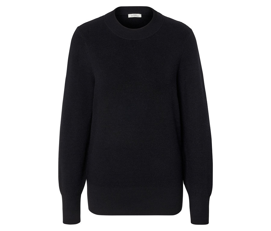 Uzun kollu siyah örgü kazak