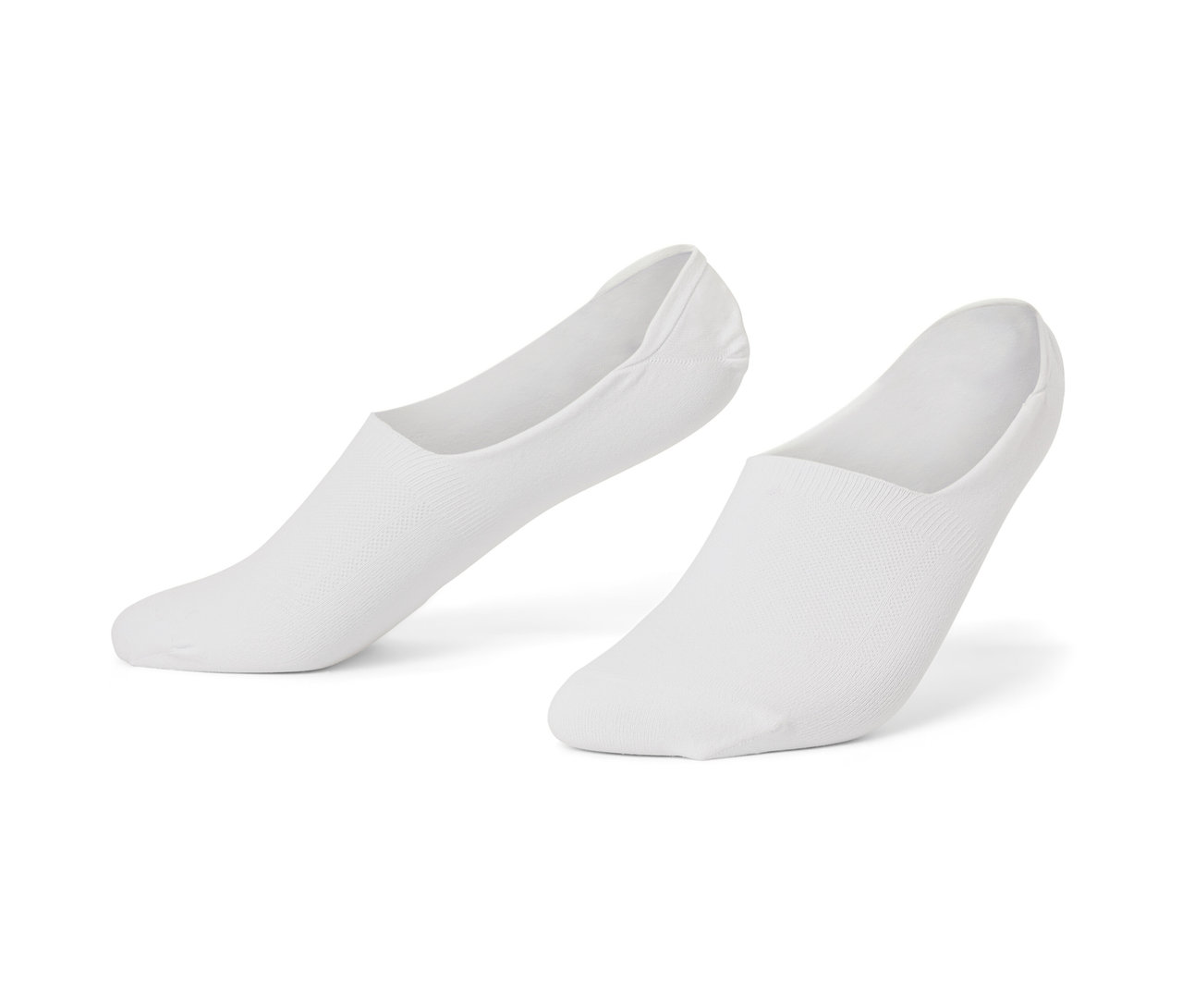 İki çift beyaz babet spor çorabı.