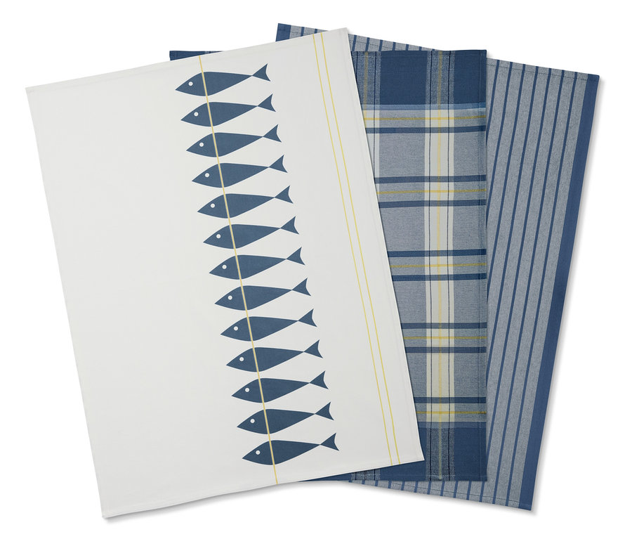 Farklı desenlere sahip üçlü bulaşık bezi seti.