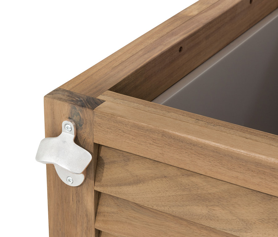 Açacaklı dekoratif soğuk tutma kutusunun yakın çekimi