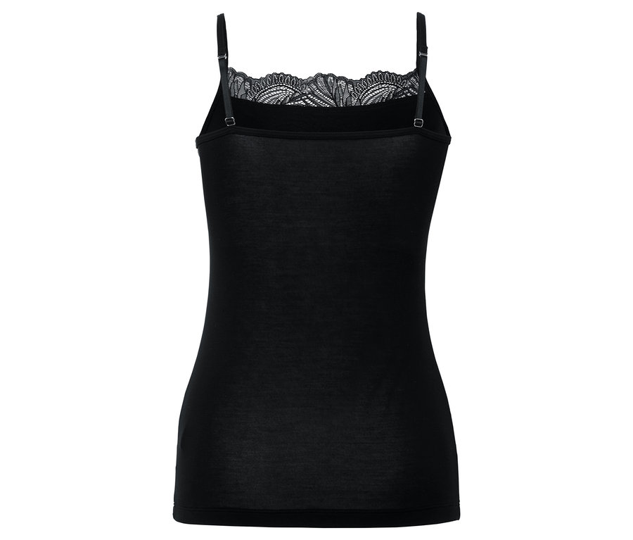 Dantel detaylı ve askılı siyah üst.