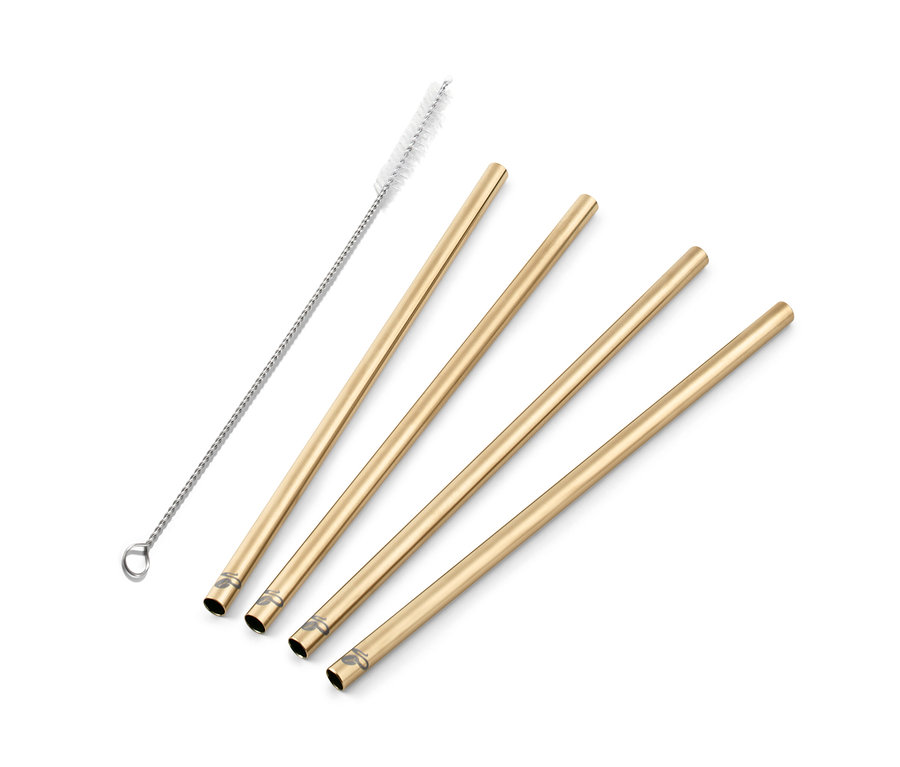 Dört adet altın rengi metal pipet ve bir adet temizleme fırçası.