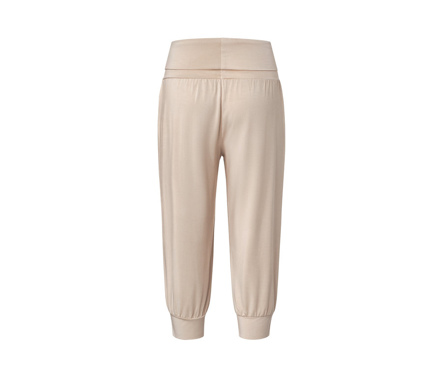 Bej rengi 3/4 Yoga Pantolonu