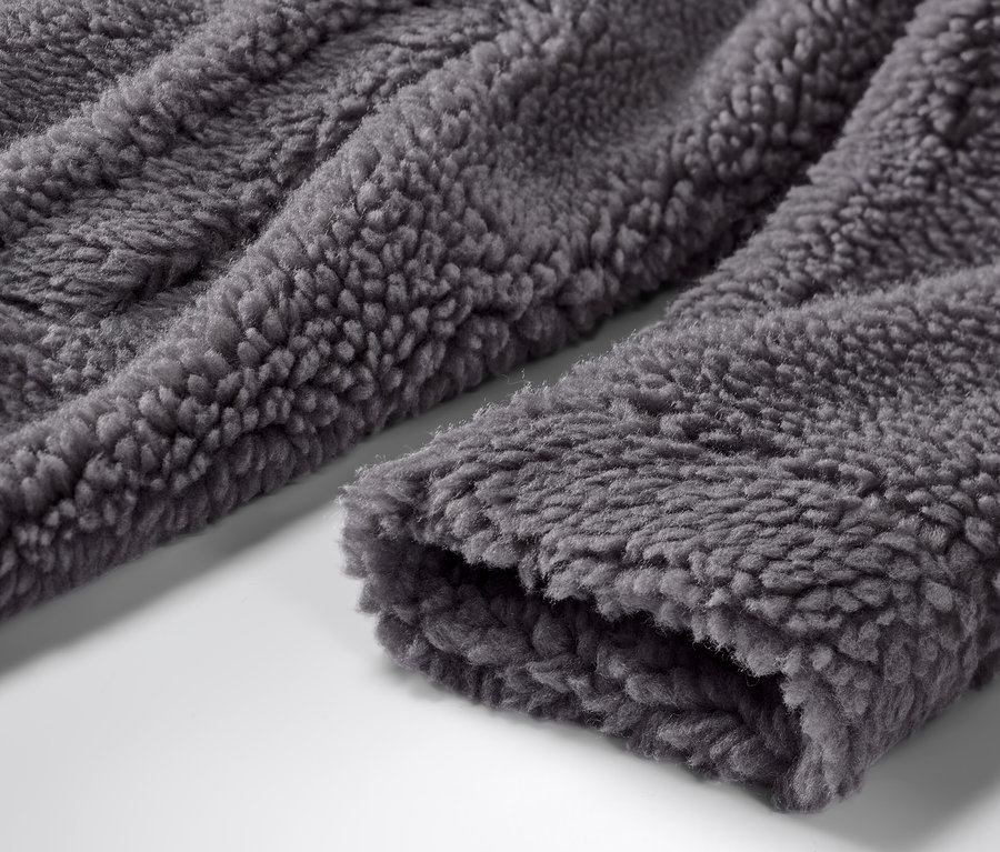 Kapüşonlu Teddy Palto detayı.