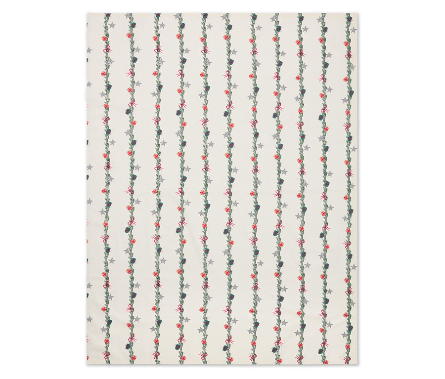 Yıldızlar, hediyeler ve dallarla süslenmiş dikey şeritlere sahip beyaz bir masa örtüsü.