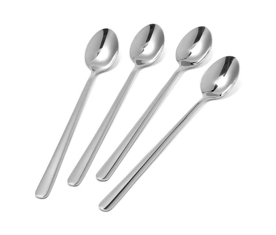 Dört adet uzun kaşık.