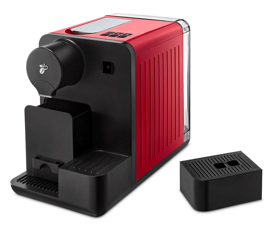Kırmızı Cafissimo milk kahve makinesi.