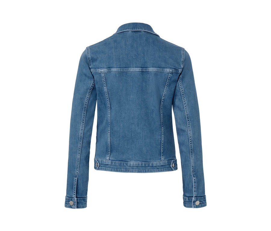 Kot Ceketin arka detay görünümü.