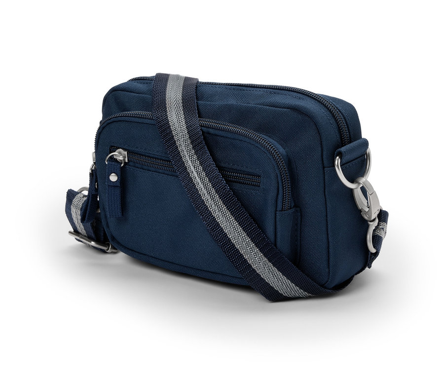 Gümüş fermuarlı ve çizgili kayışlı lacivert Güvenli Omuz ve Bel Çantası.