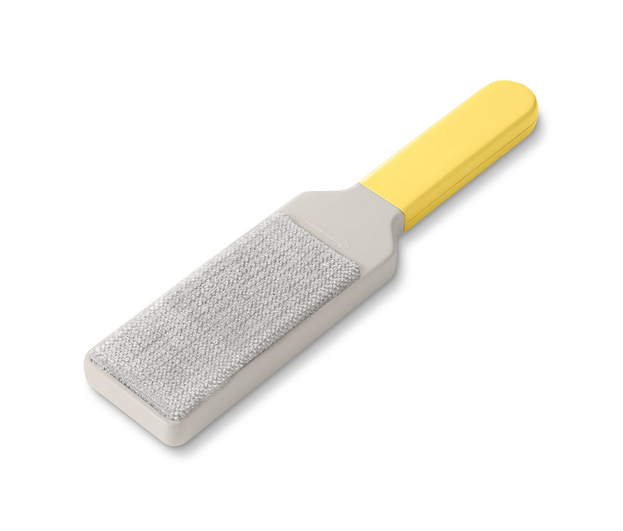 Sarı saplı ve gri temizleme yüzeyli çift taraflı kıyafet fırçası.