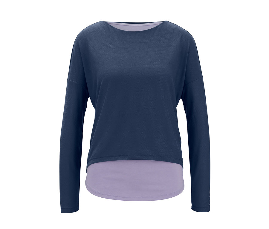 Uzun kollu ve mor üstü olan mavi renkli 2'si 1 arada tişört.