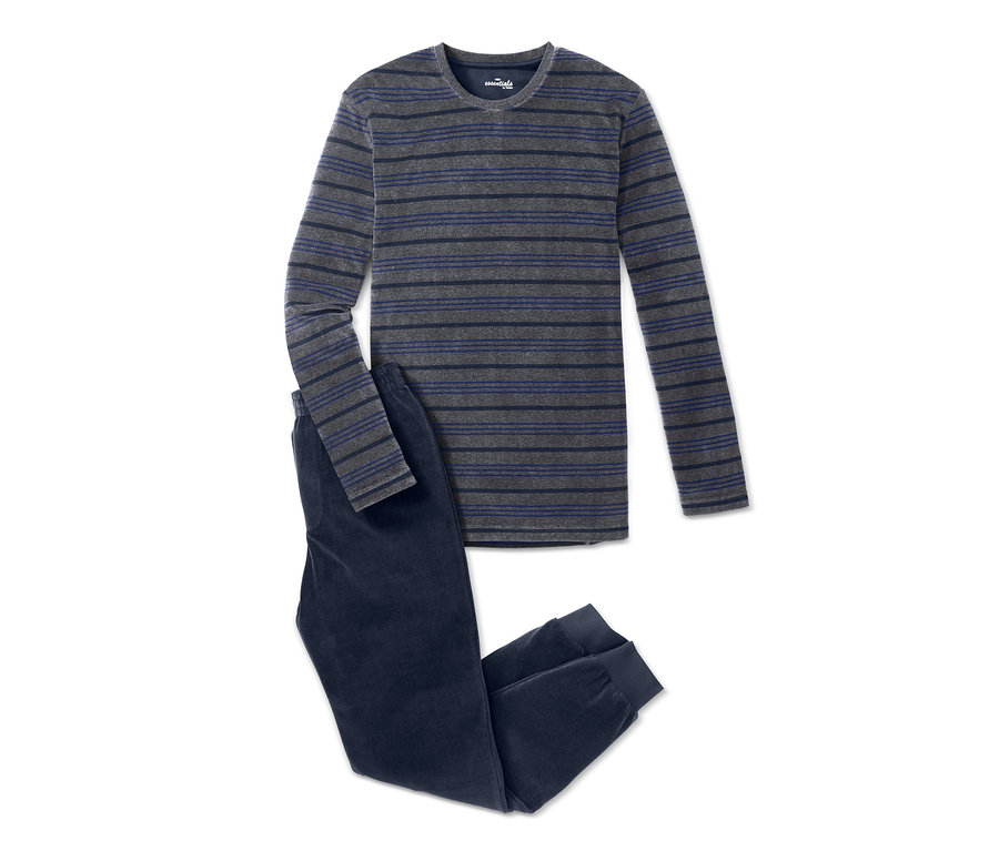 Çizgili kadife pijama takımı.