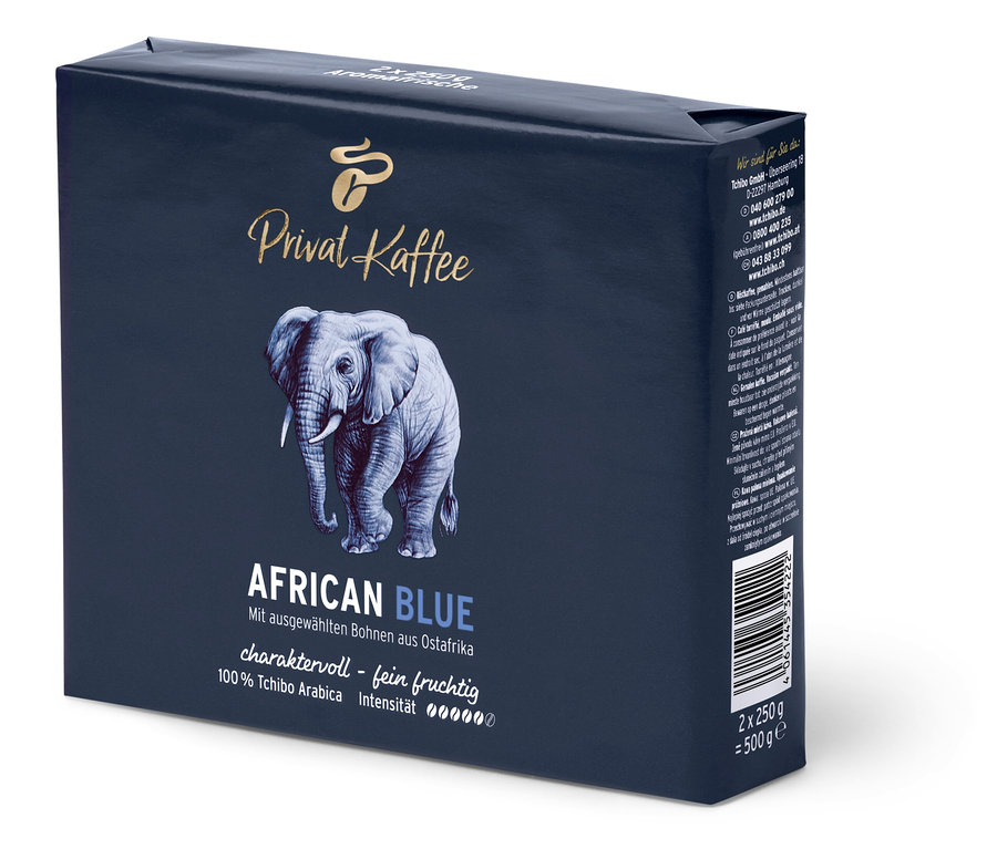 Fil öğesi bulunan bir paket öğütülmüş Privat Kaffee African Blue kahvesi. 