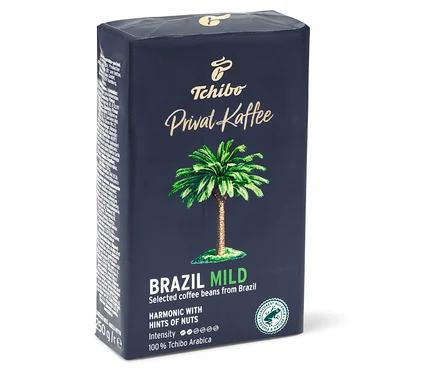 Bir paket Privat Kaffee Brazil Mild Öğütülmüş Filtre Kahve 250 g. Ambalajın üzerinde bir palmiye ağacı resmi var.