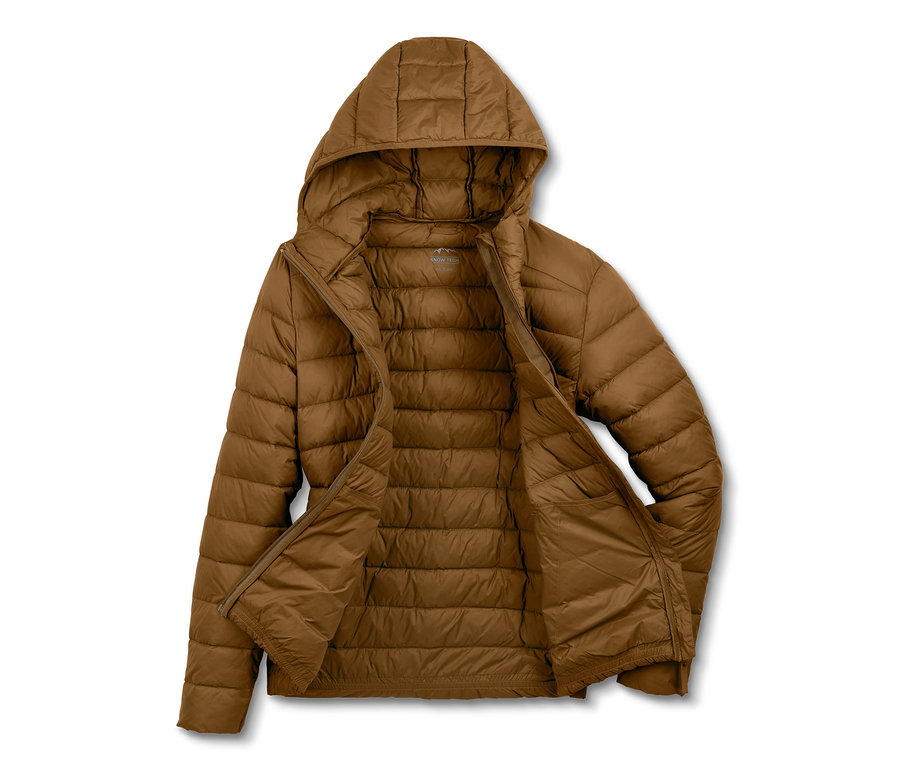 Açık kahverengi kapüşonlu kapitone mont.