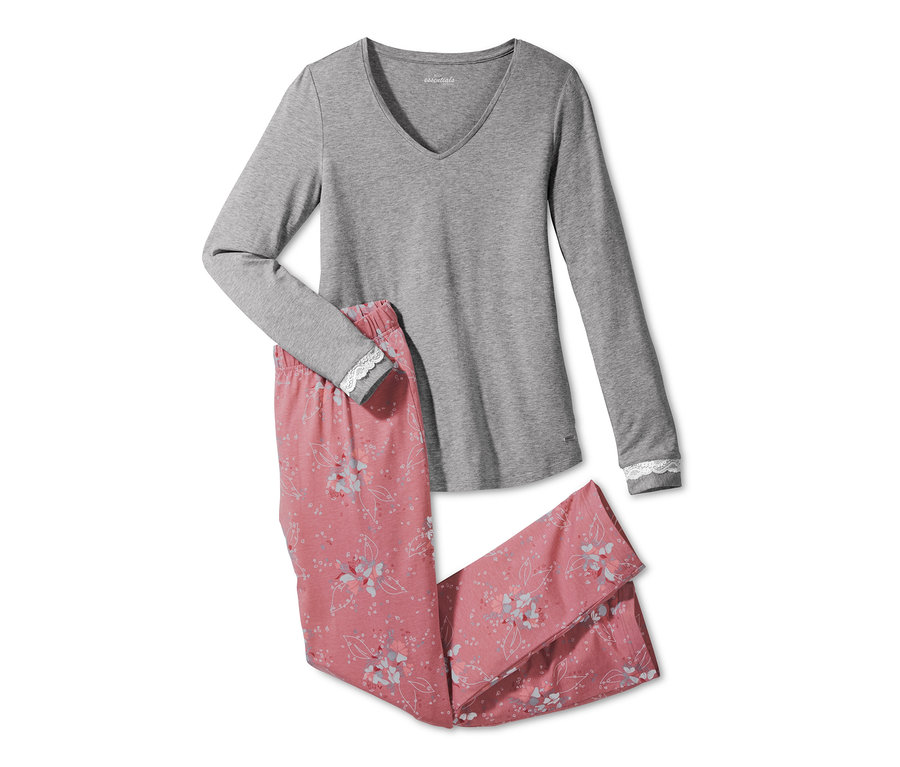 Uzun kollu gri pijama ve pembe çiçekli pijama altı.