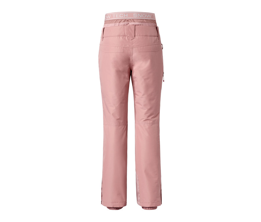 Arkadan pembe kayak ve snowboard pantolonu.