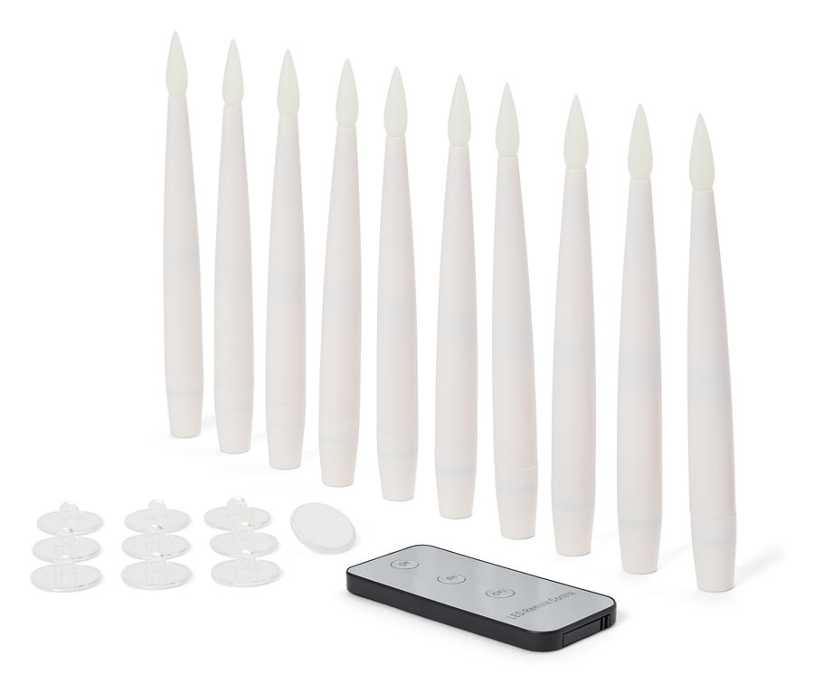 Uzaktan kumandalı ve şeffaf standlı on adet beyaz LED mum. 