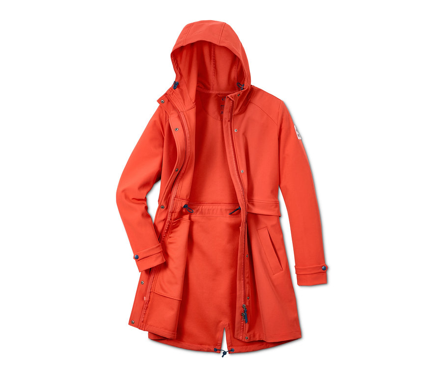 Turuncu, kapüşonlu, açık softshell palto, yakın çekim.